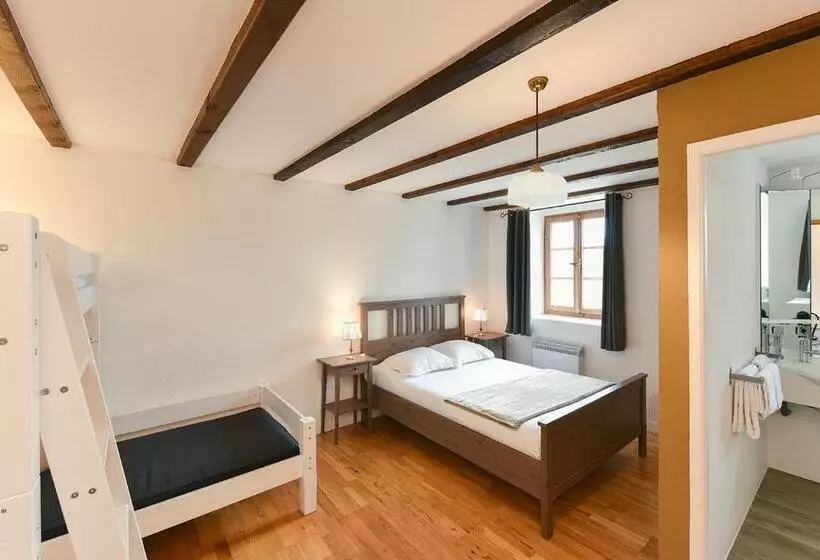 Hotelli Auberge La Plaine