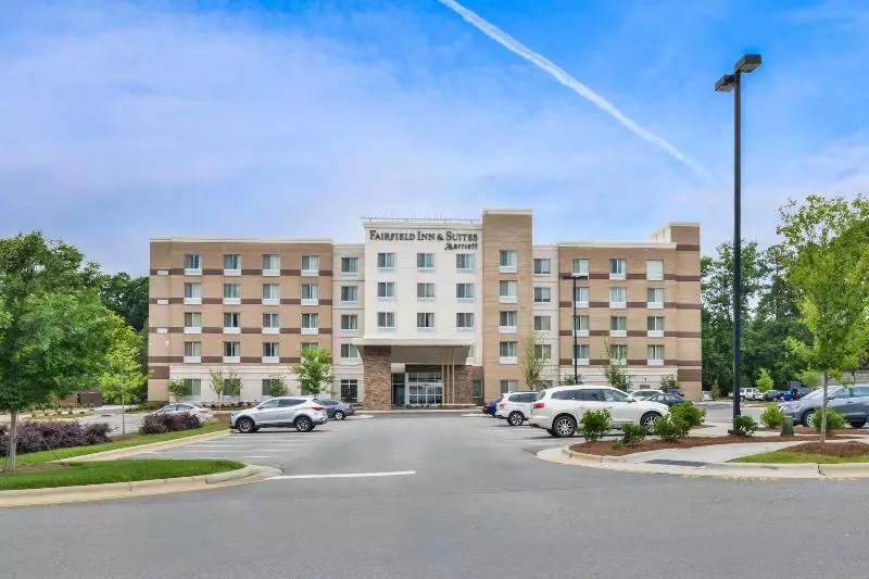 ホテル Fairfield Inn & Suites By Marriott Raleigh Cary