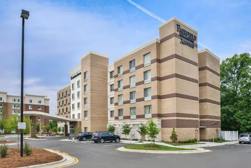 ホテル Fairfield Inn & Suites By Marriott Raleigh Cary