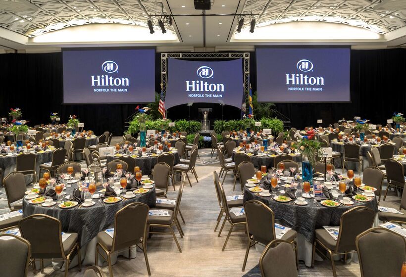 فندق Hilton Norfolk The Main