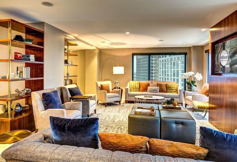 فندق Hilton Norfolk The Main