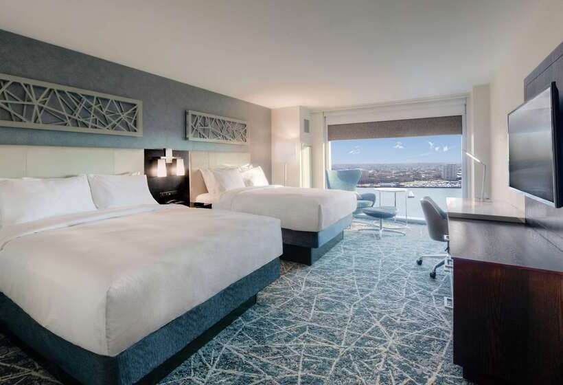 فندق Hilton Norfolk The Main