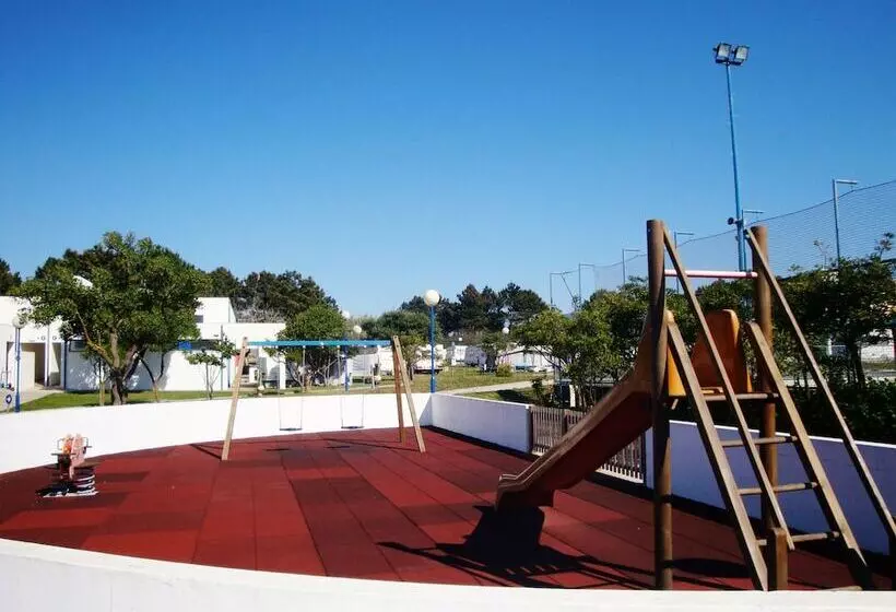 ホテル Parque De Campismo Orbitur Canidelo