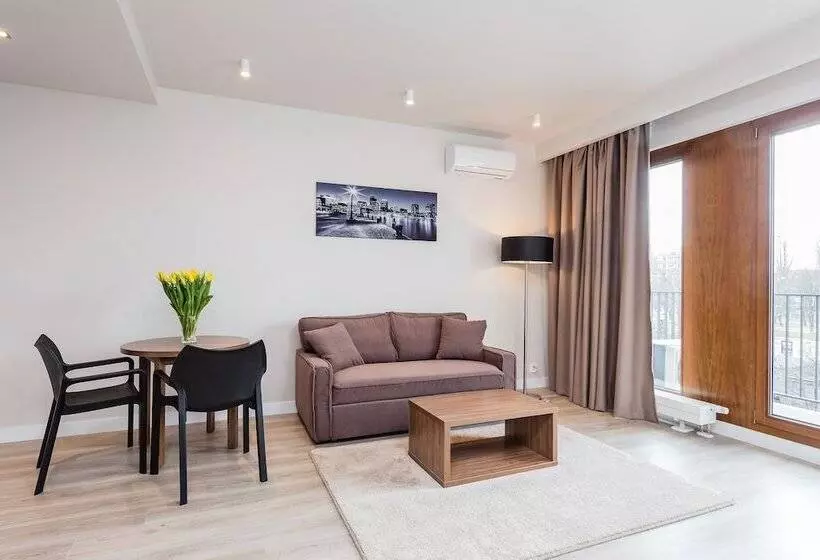 ホテル Platinum Residence Mokotów