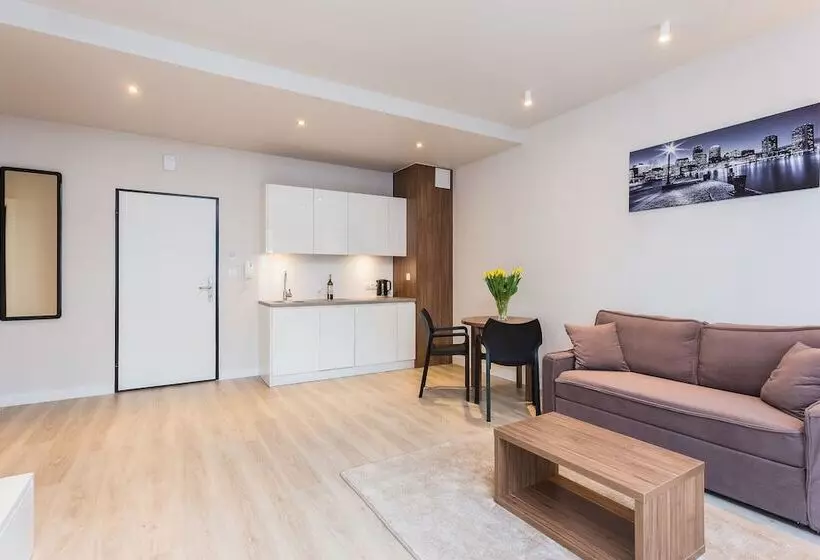 ホテル Platinum Residence Mokotów