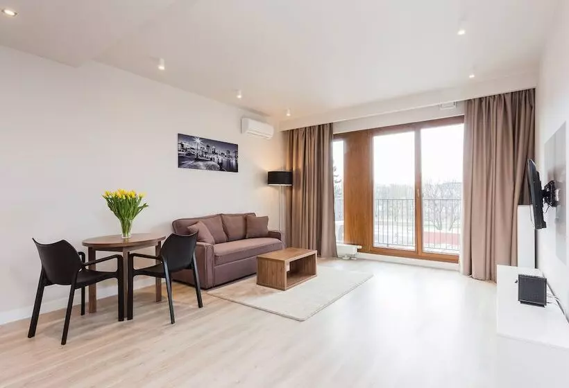 ホテル Platinum Residence Mokotów