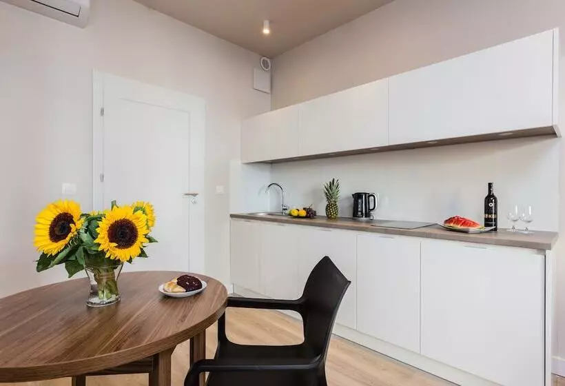 ホテル Platinum Residence Mokotów