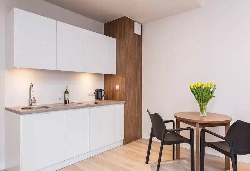 ホテル Platinum Residence Mokotów