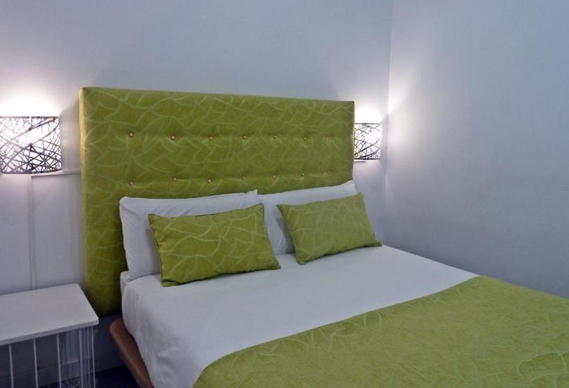 Fotos del hotel Six Rooms:  10