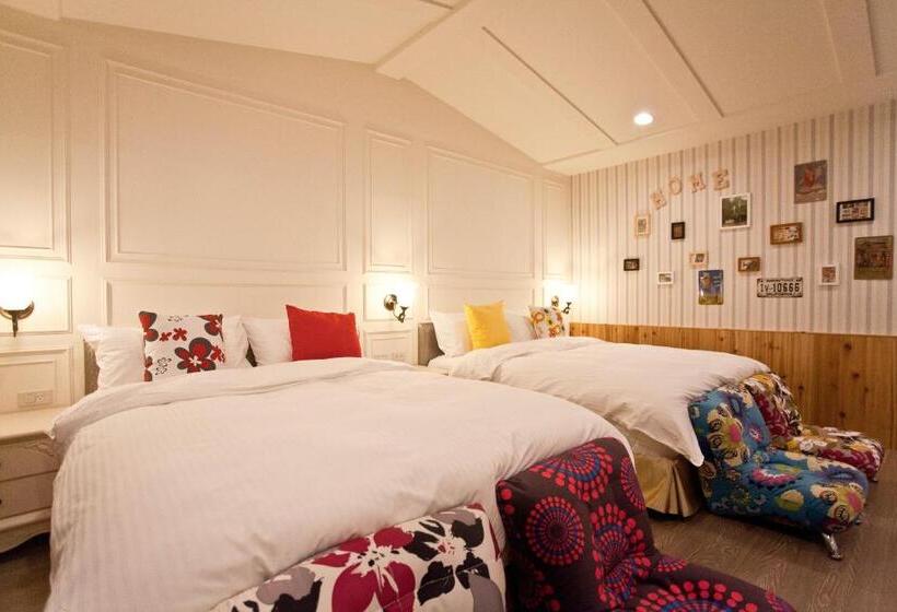 Li Wu Zuo Cun B&b