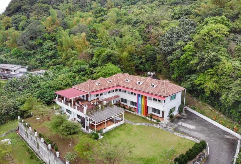Li Wu Zuo Cun B&b