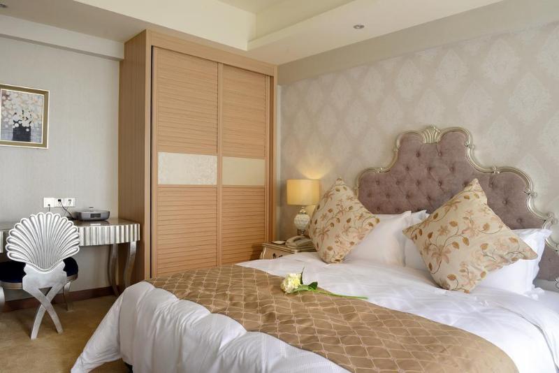 Parasol City Hotel And Residence Chengdu