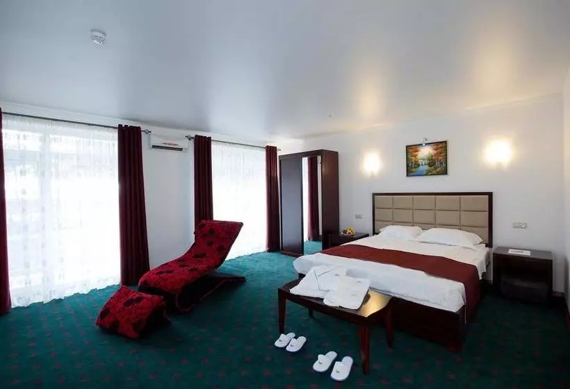 استراحتگاه Wellness Park Hotel Gagra All Inclusive