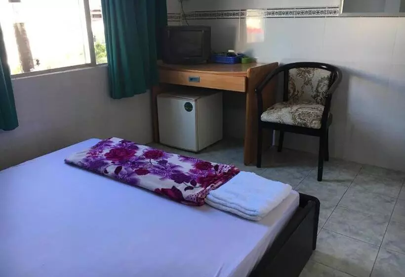 هتل Khách Sạn Thiên Phúc