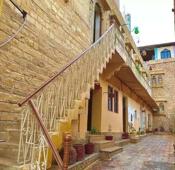 هتل Sandstone Villa