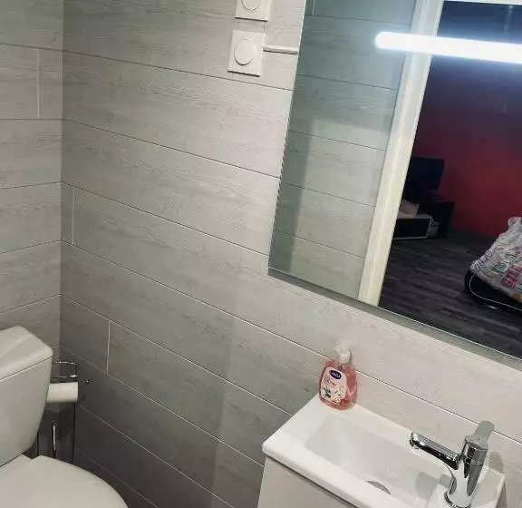 カプセルホテル Chambre Indépendante