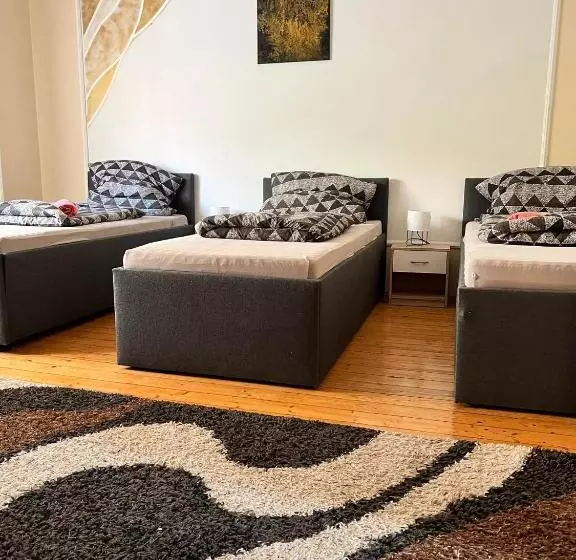 ペンション Best Price Guesthouse
