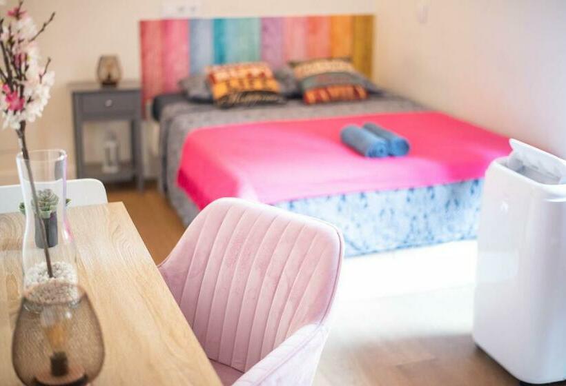 Общежитие Born Rooms St Caterina