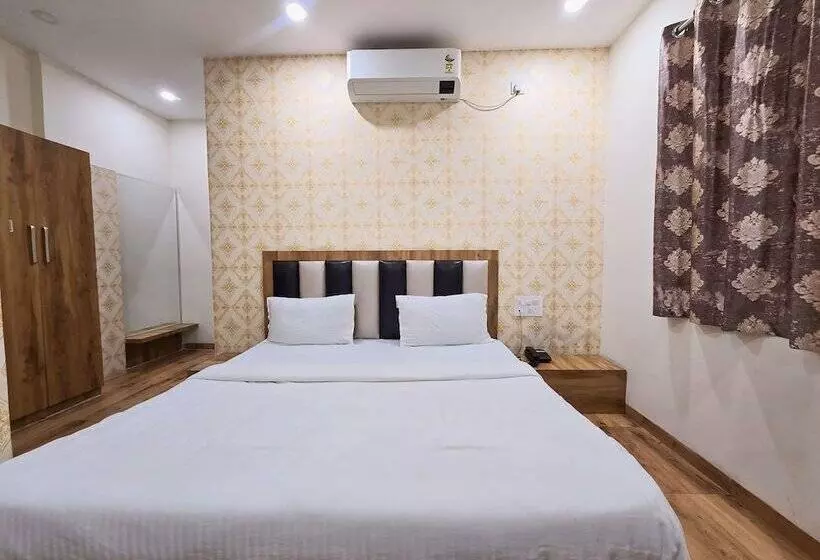 هتل Arraj, Raipur