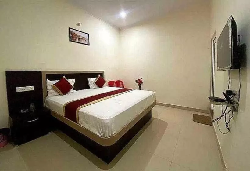 ホテル Goroomgo Nath Palace Varanasi