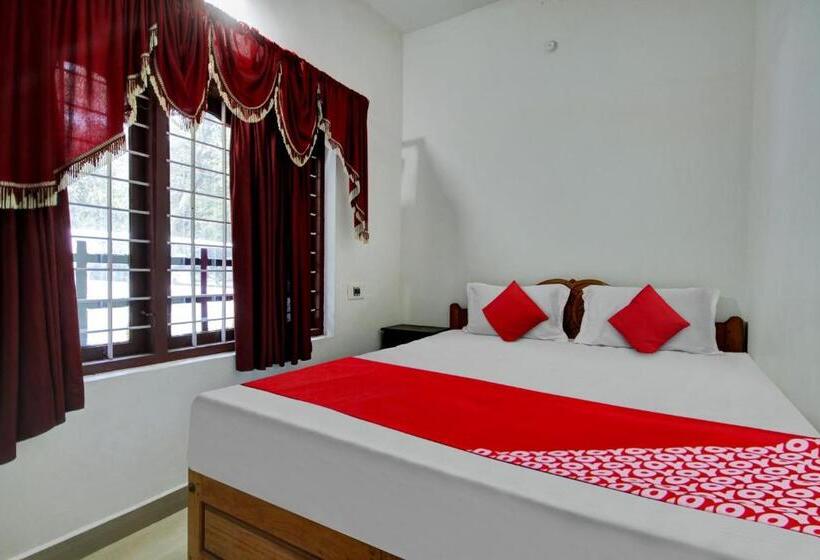 בית מלון כפרי Munnar Rest & Lodging