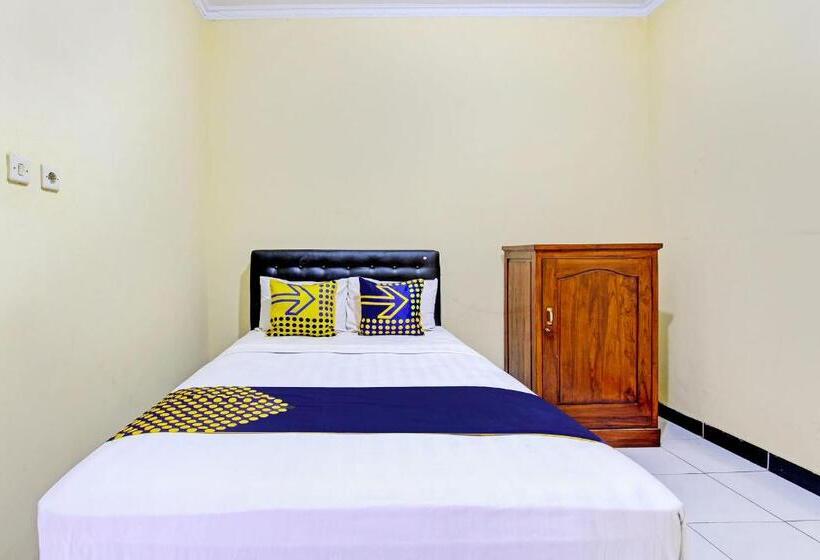 Hotel Spot On 93007 Guest House Lestari