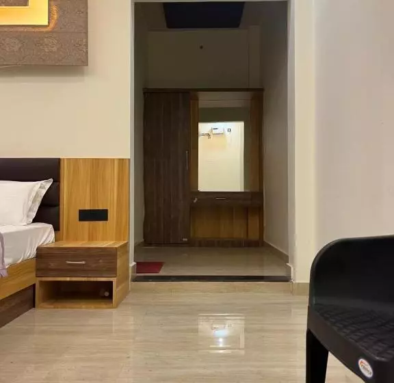 ホテル Jb Square Resort And Lawn