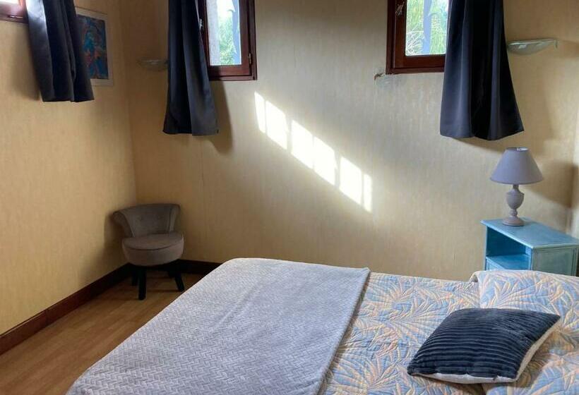 تختخواب و صبحانه Famille Gomez