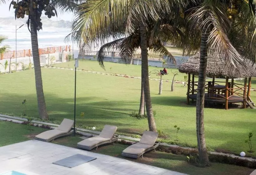 هتل Ankoba Beach