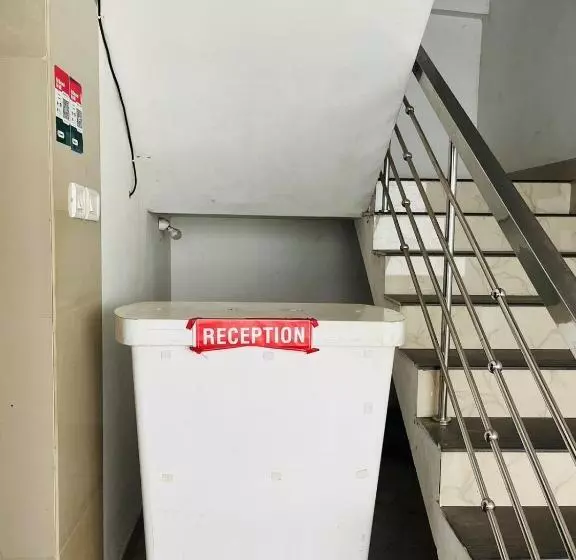 Hotelli Oyo Flagship Temple Fort Residency