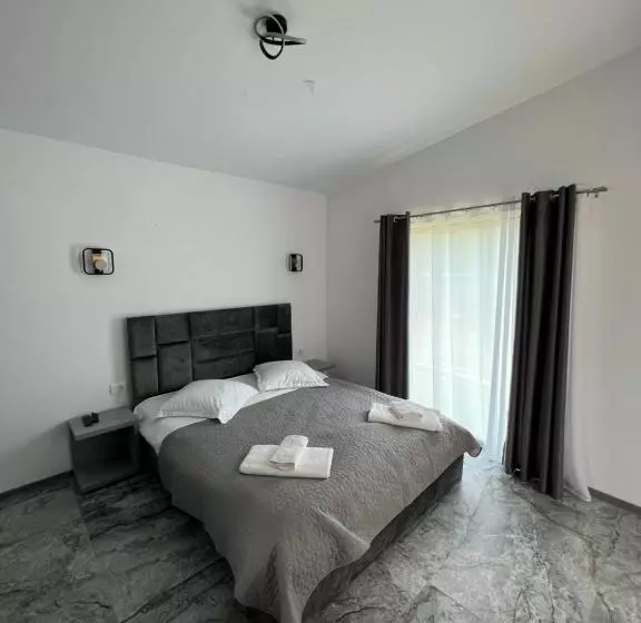 Majatalo Complex Brădișor