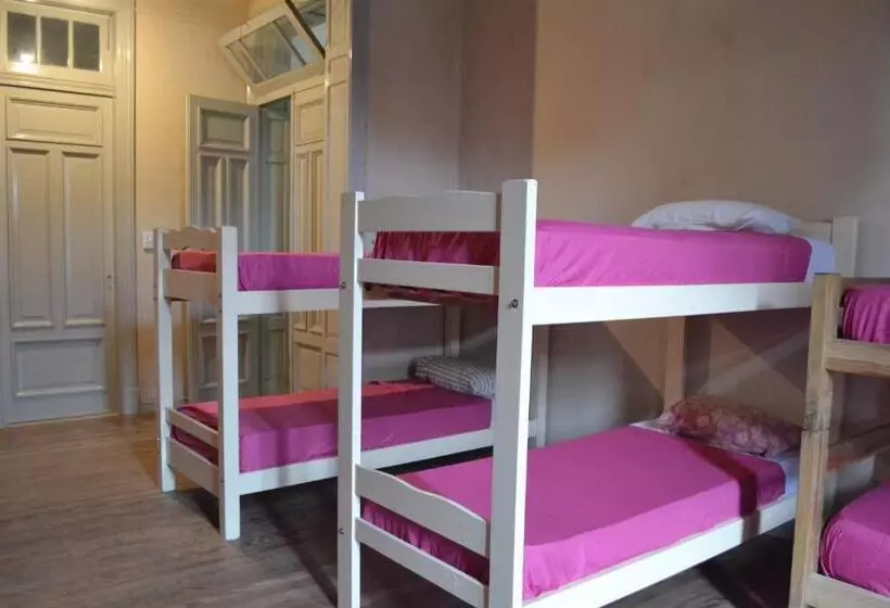 Be King Hostel