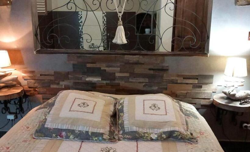 צימר Chambres D Hotes ,hotel ,secret D Une Nuit A Vicq Prės De Onnaing,avec Piscine