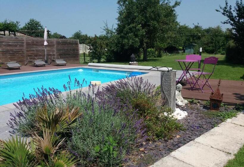 צימר Chambres D Hotes ,hotel ,secret D Une Nuit A Vicq Prės De Onnaing,avec Piscine