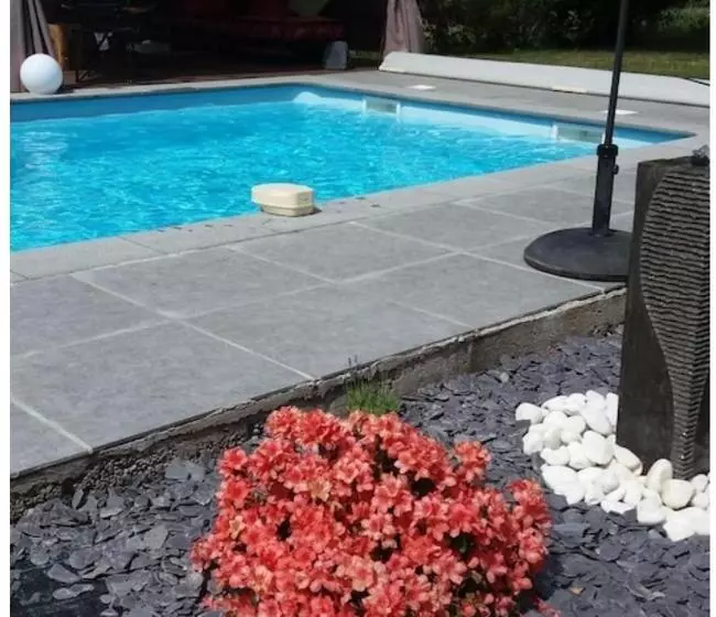 Aamiaismajoitus (B&B) Chambres D Hotes ,hotel ,secret D Une Nuit A Vicq Prės De Onnaing,avec Piscine