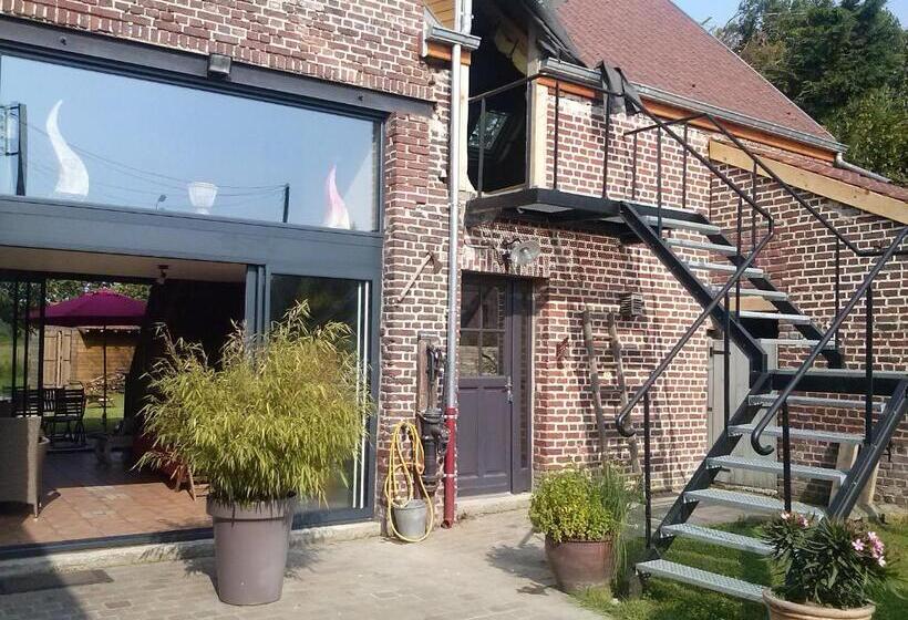 צימר Chambres D Hotes ,hotel ,secret D Une Nuit A Vicq Prės De Onnaing,avec Piscine