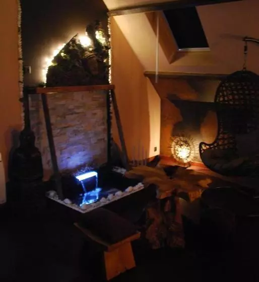 Aamiaismajoitus (B&B) Chambres D Hotes ,hotel ,secret D Une Nuit A Vicq Prės De Onnaing,avec Piscine