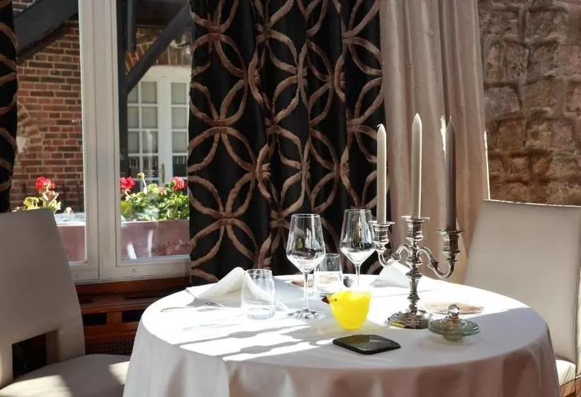 ホテル Auberge A La Bonne Idee