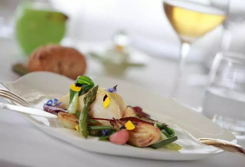 ホテル Auberge A La Bonne Idee
