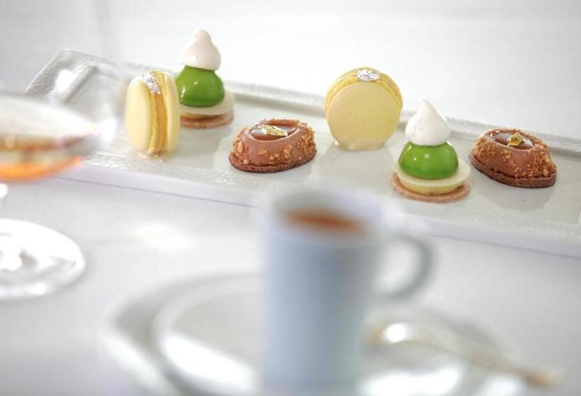 ホテル Auberge A La Bonne Idee