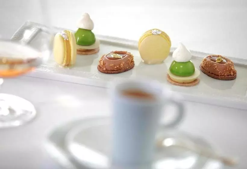 ホテル Auberge A La Bonne Idee