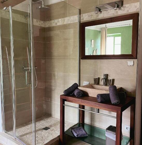 ホテル Chez Rosette De Lussan