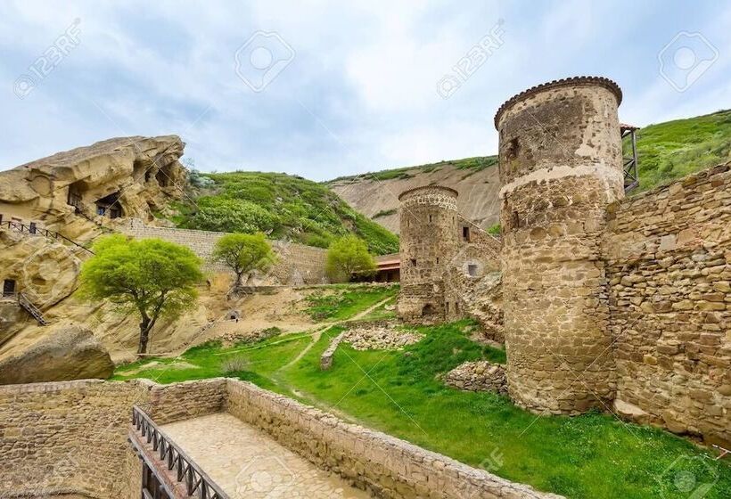 هتل Kvareli Lake Resort