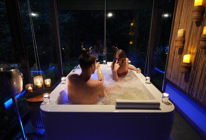 בית מלון כפרי Nampien Yorla Pa