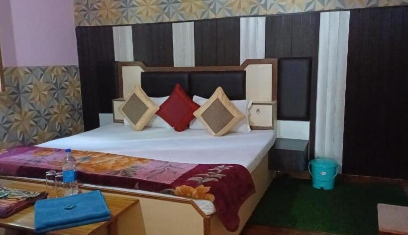 Szálloda Snow View Chopta Ukhimath