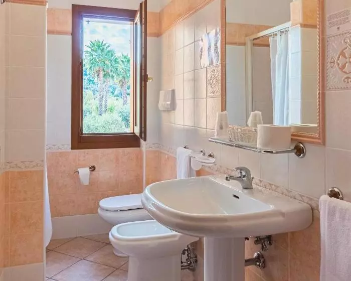 Isa   Residence With Swimming Pool In Sos Alinos, Apartments With Air Conditioning And Private Outdo