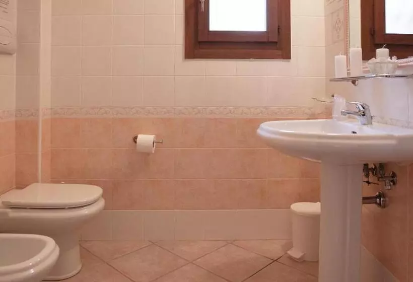 Isa   Residence With Swimming Pool In Sos Alinos, Apartments With Air Conditioning And Private Outdo