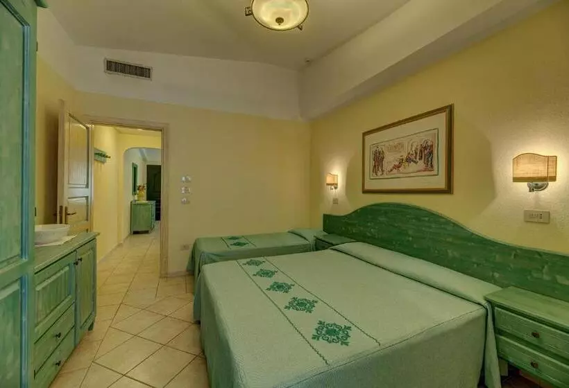 Isa   Residence With Swimming Pool In Sos Alinos, Apartments With Air Conditioning And Private Outdo