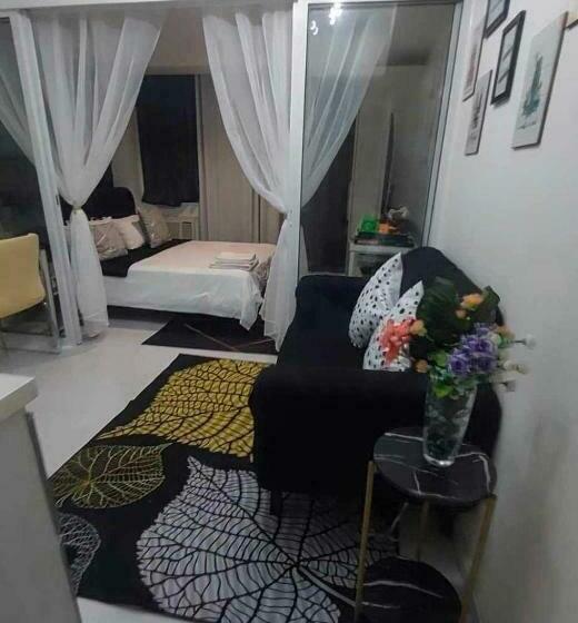 הוסטל Casa De Mhaze Staycation