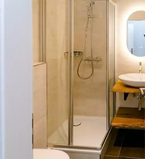 Retkeilymaja Aneton Garni